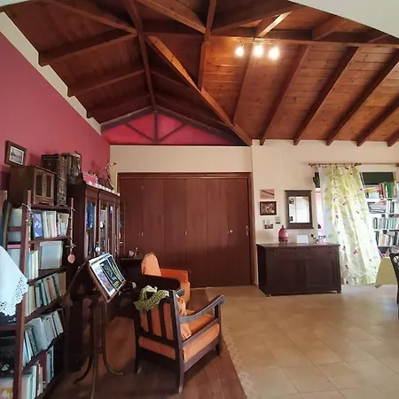 Loft With Amazing View Kalamata
